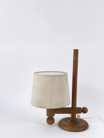 Uno Osten Kristiansson XL Pine Wood Table Lamp by Uno sten Kristiansson for Luxus Vittsj 1960s