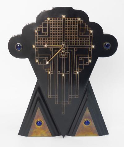 Unusual Dada Mantle Clock