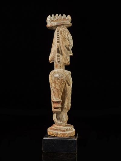 Urhubo People Nigeria Family Ancestor Statue with rests of Kaolin 