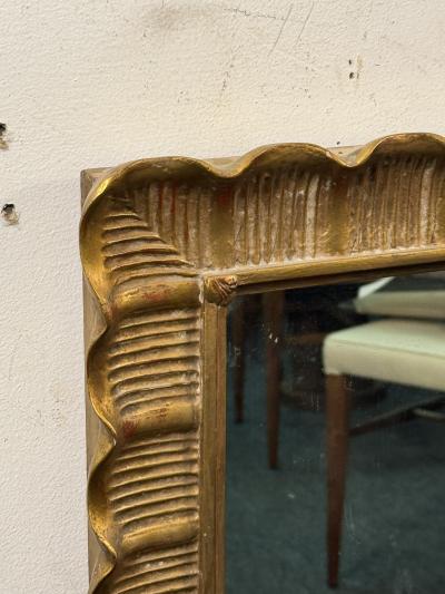 VENETIAN GILT WOOD SCALLOPED FRAMED MIRROR