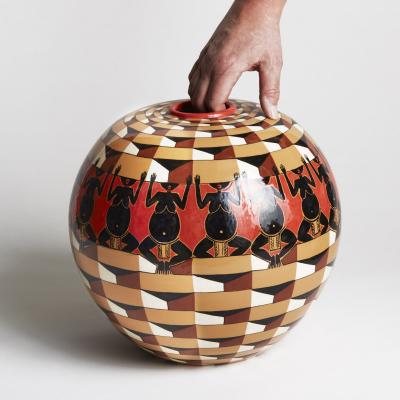 VICTOR FOTSO NYIE VASE LUCE ROSSA