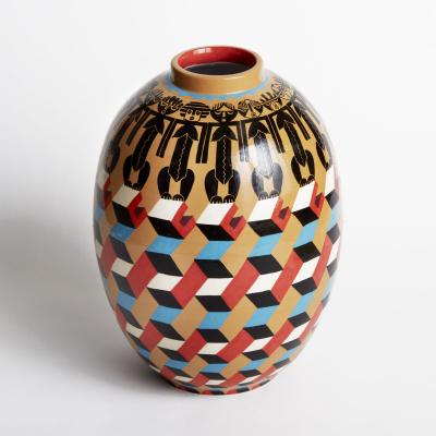 VICTOR FOTSO NYIE VASE SCALA