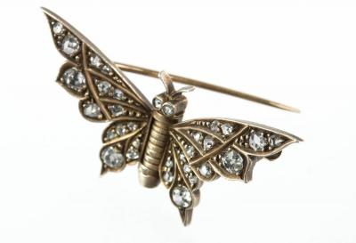 VICTORIAN BUTTERFLY GOLD BROOCH WITH DIAMONDS