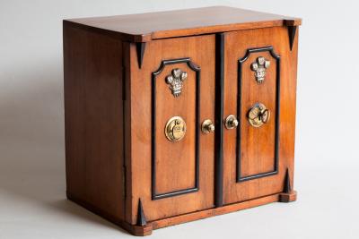 VICTORIAN NOVELTY HUMIDOR