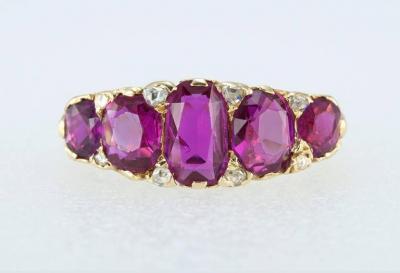 VICTORIAN RUBY AND DIAMOND FIVE STONE GOLD RING