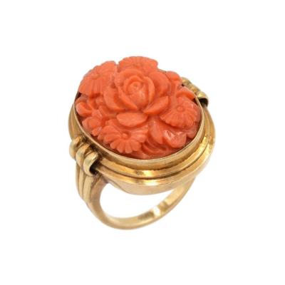 VINTAGE CARVED CORAL AND 14K GOLD RING