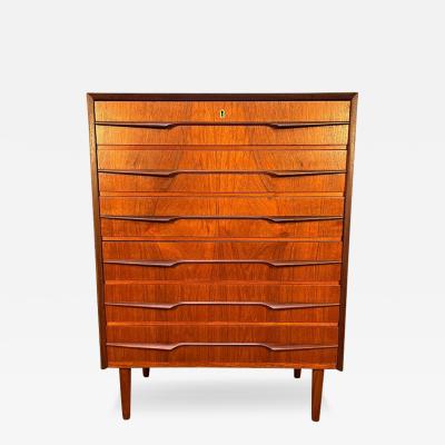 VINTAGE DANISH MID CENTURY MODERN TEAK CHEST OF DRAWERS DRESSER