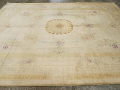 VINTAGE EUROPEAN INSPIRED PERSIAN KASHAN CARPET