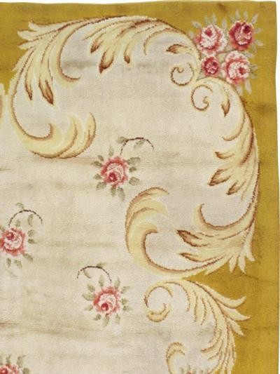 VINTAGE EUROPEAN SAVONNERIE CARPET
