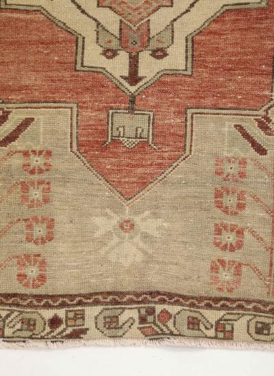 VINTAGE KILIM RUG