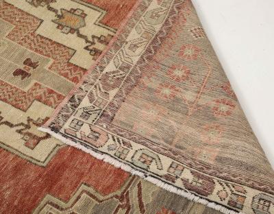 VINTAGE KILIM RUG