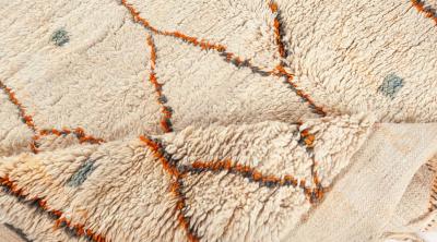 VINTAGE MOROCCAN RUG