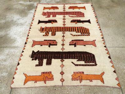 VINTAGE PERSIAN BAKHTIARI PICTORIAL ACCENT RUG