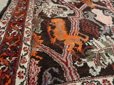 VINTAGE PERSIAN BIDJAR PICTORIAL ACCENT RUG