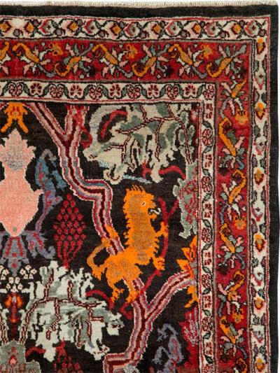 VINTAGE PERSIAN BIDJAR PICTORIAL ACCENT RUG