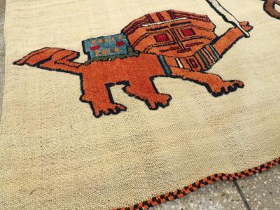 VINTAGE PERSIAN FLATWEAVE KILIM PICTORIAL ACCENT RUG