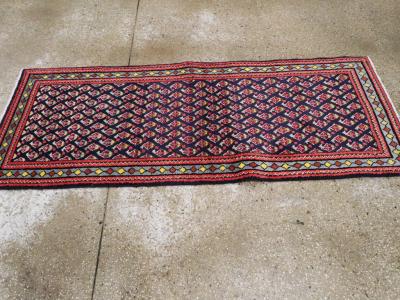 VINTAGE PERSIAN HAMADAN THROW RUG