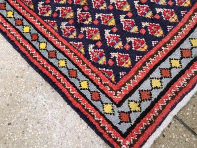 VINTAGE PERSIAN HAMADAN THROW RUG