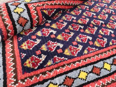 VINTAGE PERSIAN HAMADAN THROW RUG