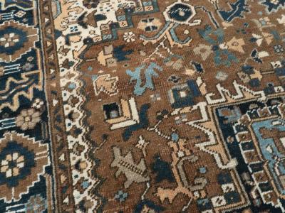 VINTAGE PERSIAN HERIZ CARPET