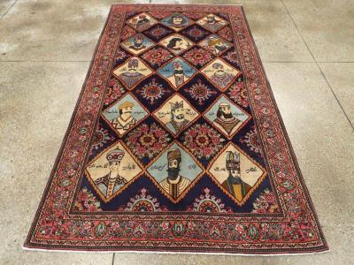 VINTAGE PERSIAN KERMAN PICTORIAL ACCENT RUG