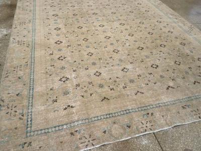 VINTAGE PERSIAN MAHAL DISTRESSED ROOM SIZE CARPET