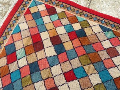 VINTAGE PERSIAN MAHAL RUG