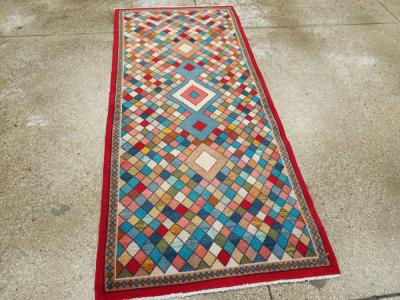VINTAGE PERSIAN MAHAL RUG