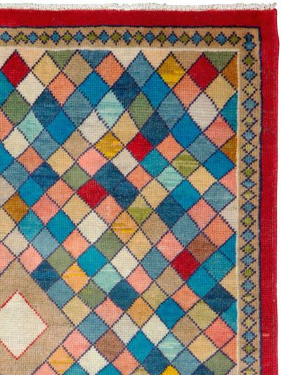 VINTAGE PERSIAN MAHAL RUG