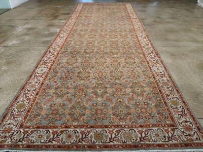 VINTAGE PERSIAN MALAYER LONG GALLERY CARPET