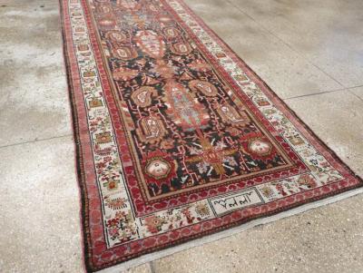 VINTAGE PERSIAN MALAYER RUNNER