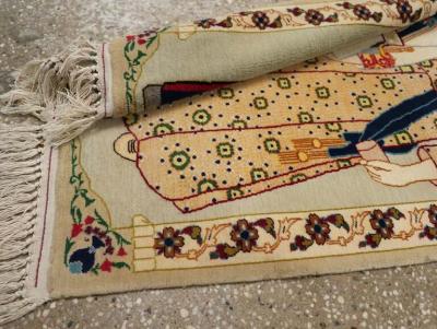 VINTAGE PERSIAN PICTORIAL KASHAN RUG