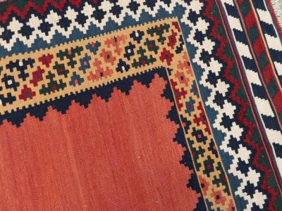 VINTAGE PERSIAN PICTORIAL KILIM