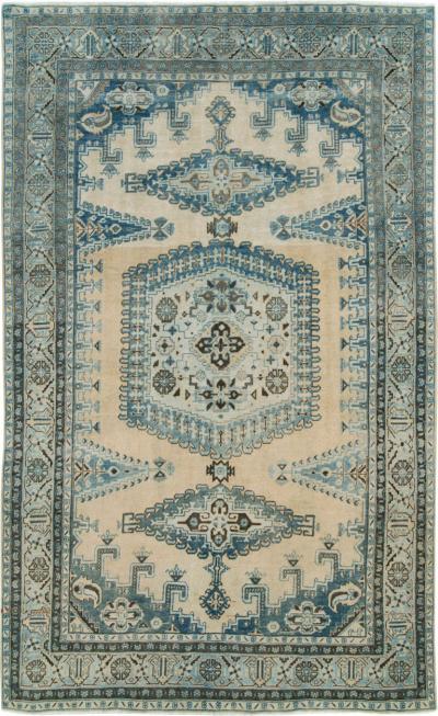 VINTAGE PERSIAN VEECE ACCENT CARPET