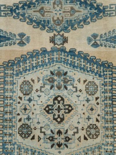 VINTAGE PERSIAN VEECE ACCENT CARPET
