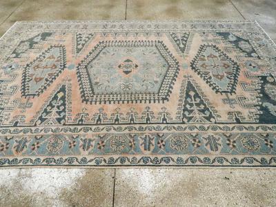 VINTAGE PERSIAN VEECE CARPET