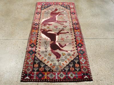 VINTAGE QASHQAI PICTORIAL RUG