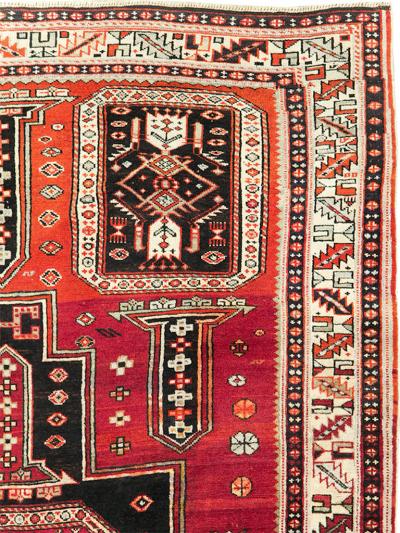 VINTAGE SHIRVAN RUG