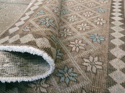 VINTAGE TABRIZ RUG