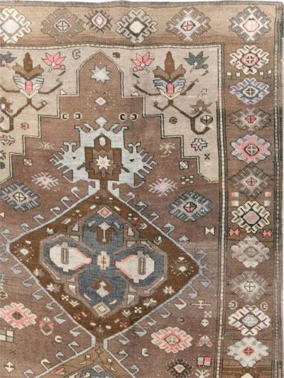 VINTAGE TURKISH ANATOLIAN TRIBAL ROOM SIZE CARPET