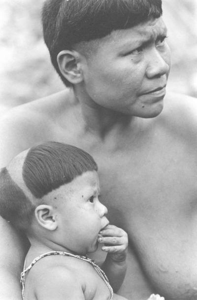 Valdir Cruz Korubo Mother and Child II