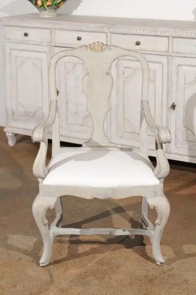 Venetian 1810s Rococo Style Painted Wood Armchair with Parcel Gilt Accents