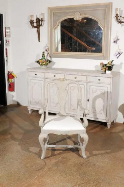 Venetian 1810s Rococo Style Painted Wood Armchair with Parcel Gilt Accents