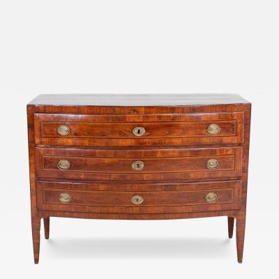 Venetian Louis XVI Leaf Shaped Chest of Drawers Late 18th Century