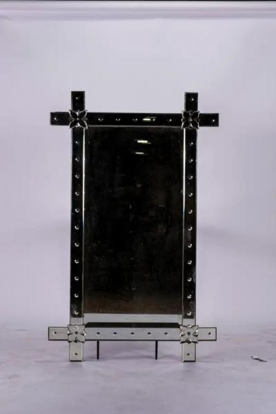 Venetian Mirror with Bubble Detail