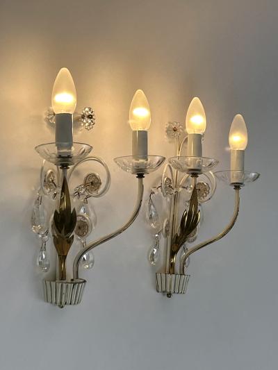 Vereinigte Werksta tten Set of Two Elegant Brass Glass Sconces by Vereinigte Werkst tten 1960s