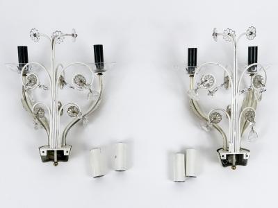 Vereinigte Werksta tten Set of Two Elegant Brass Glass Sconces by Vereinigte Werkst tten 1960s