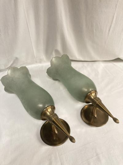 Veronese 1940s Pair of bronze and Murano glass sconces by Veron se