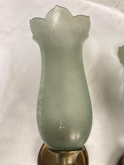 Veronese 1940s Pair of bronze and Murano glass sconces by Veron se