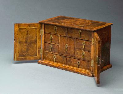 Very Rare William and Mary Oyster Veneered Small Table Cabinet